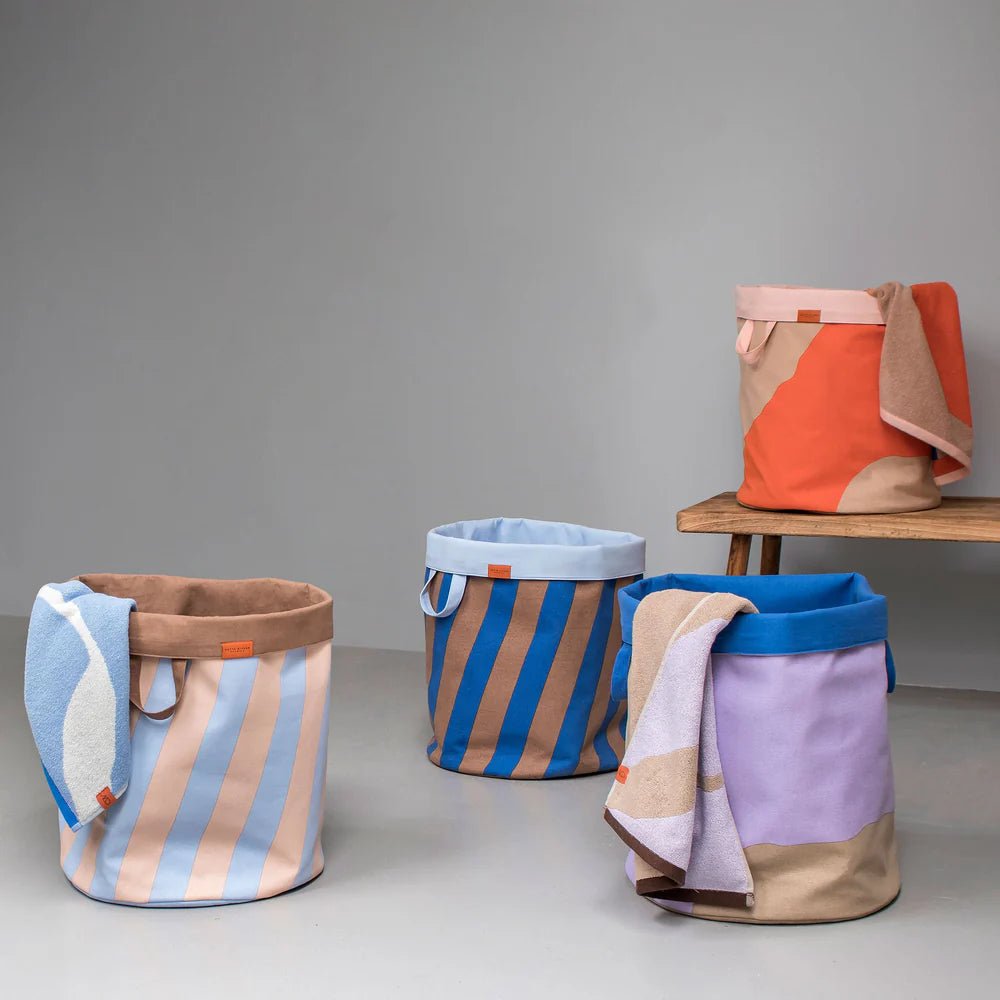 Mette Ditmer NOVA ARTE Tvättkorg, Sand / Lila - Azalea Home