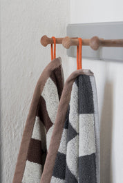 Mette Ditmer RETRO Badhandduk 70x133, Chocolate - Azalea Home