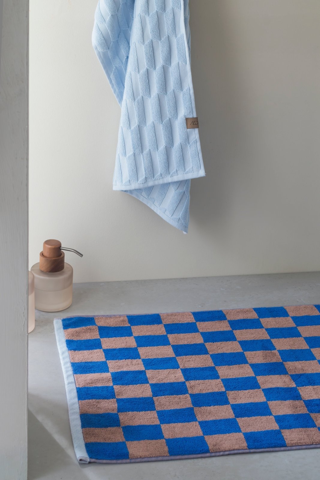Mette Ditmer RETRO Badrumsmatta 50x80, Kobolt - Azalea Home