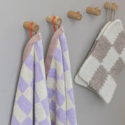 Mette Ditmer RETRO Handduk 50x90, Lila - Azalea Home