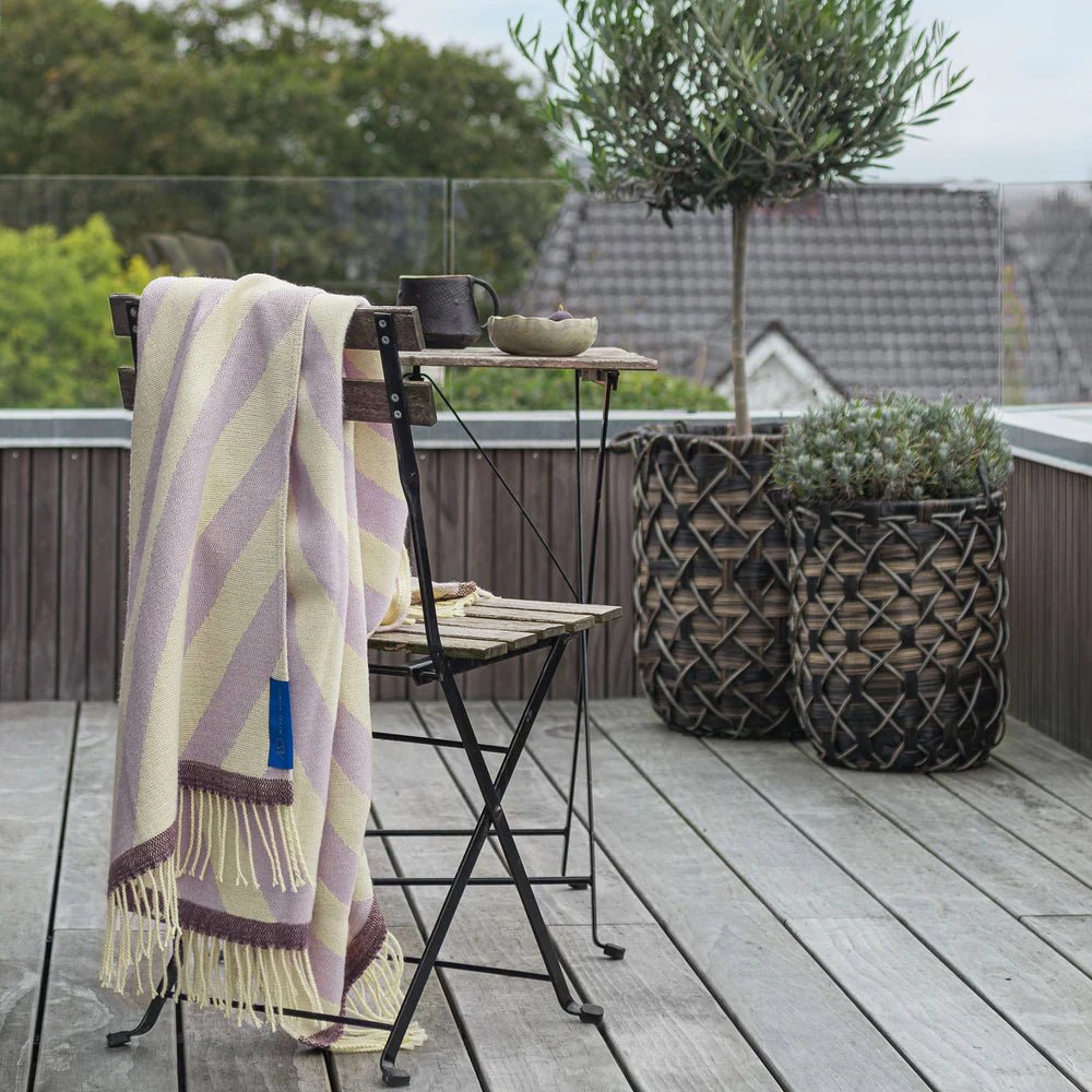 Mette Ditmer RETRO Pläd 125x170, Lila - Azalea Home