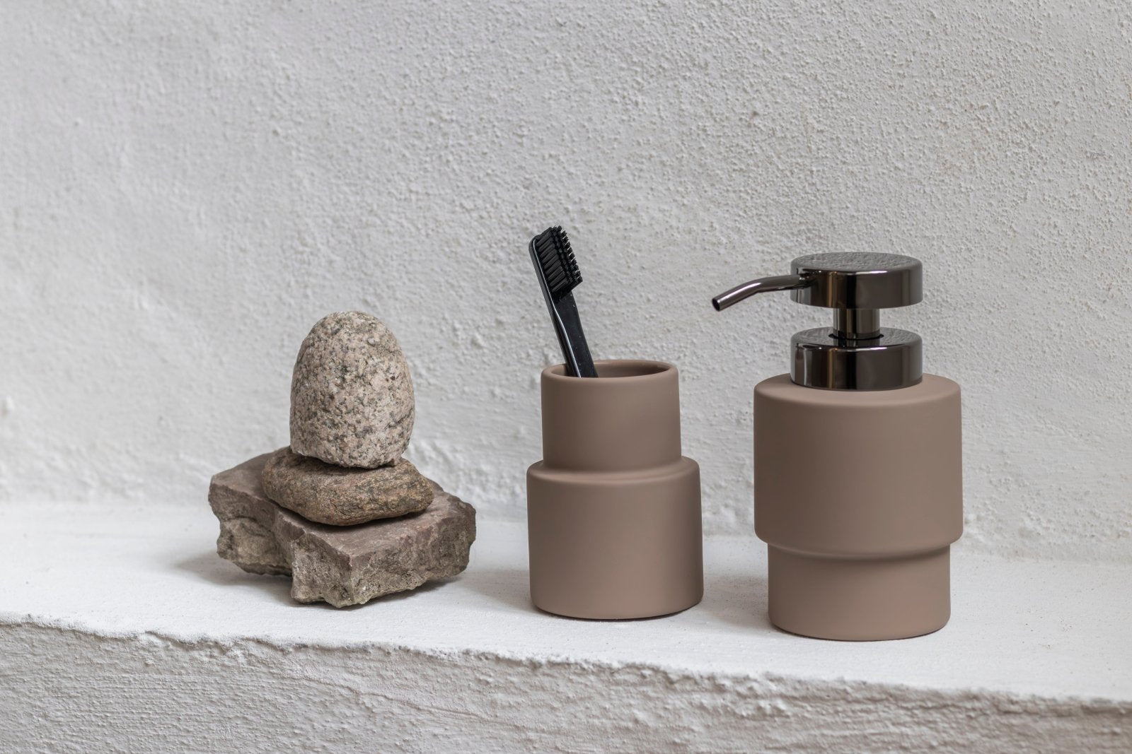 Mette Ditmer SHADES Tvålpump, Nougat - Azalea Home