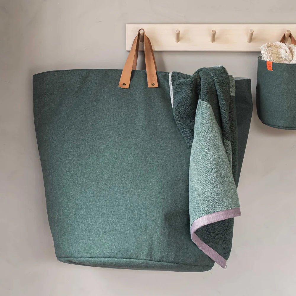 Mette Ditmer SORT - IT Tvättkorg, Pine green - Azalea Home