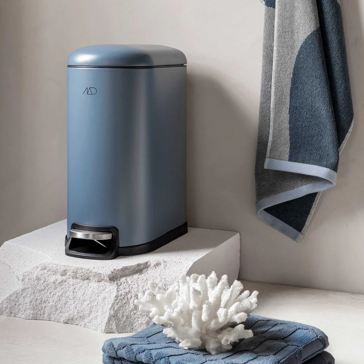 Mette Ditmer WALTHER Pedalhink, Stone blue - Azalea Home