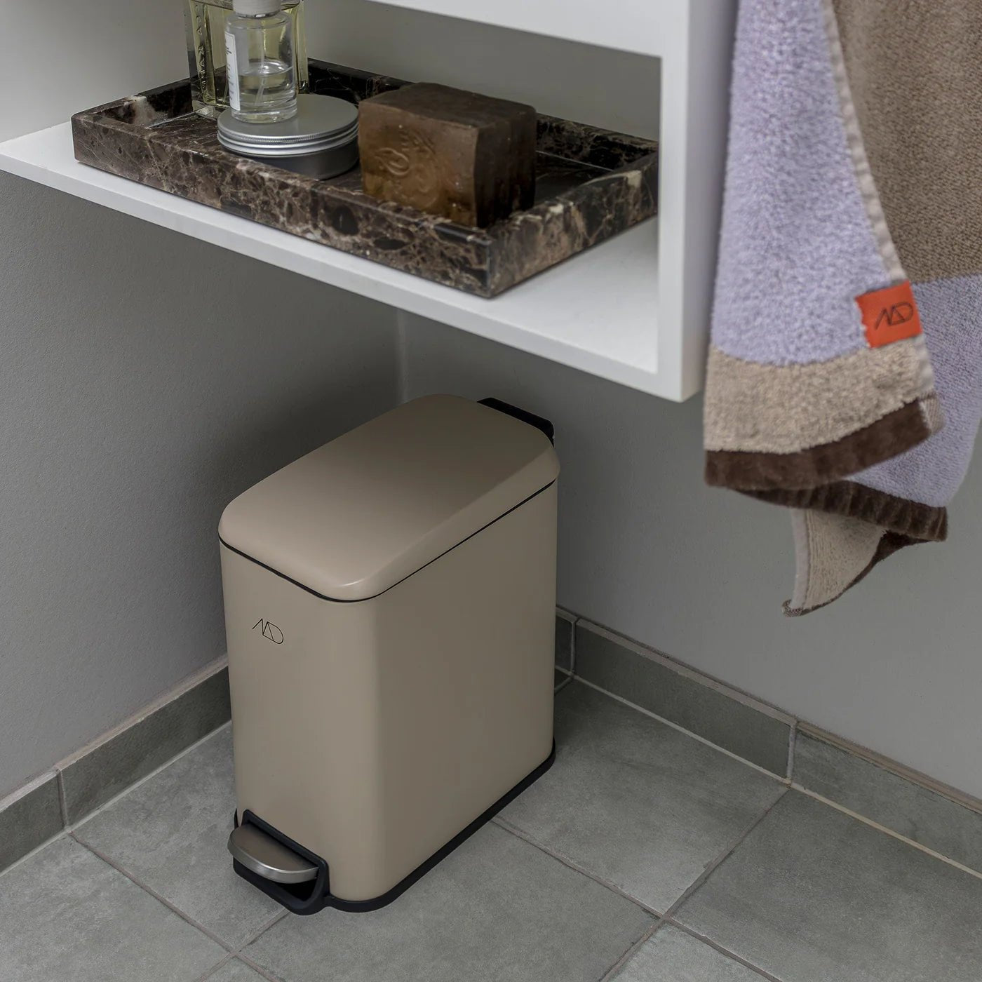 Mette Ditmer WENDY Pedalhink 5L, Sand - Azalea Home