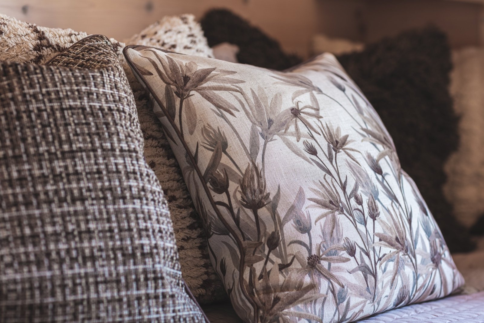 Beige - Azalea Home