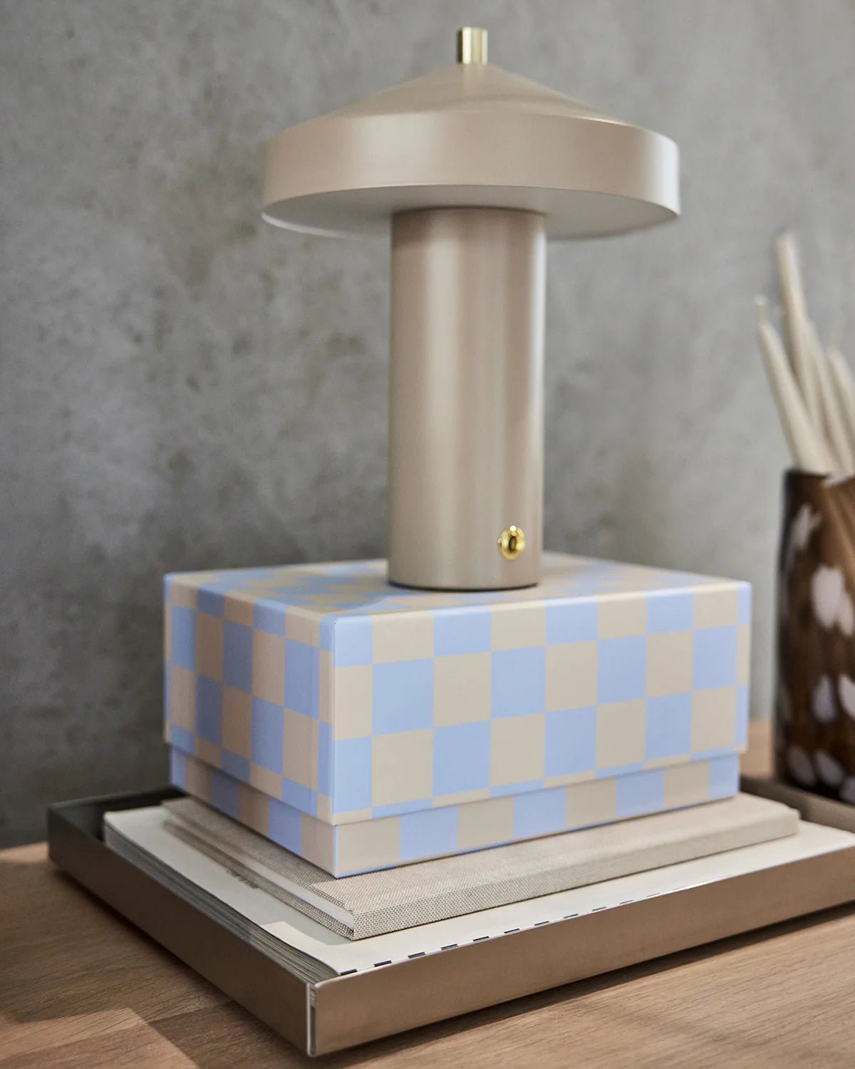 OYOY LIVING Bakku Bricka, Stål - Azalea Home