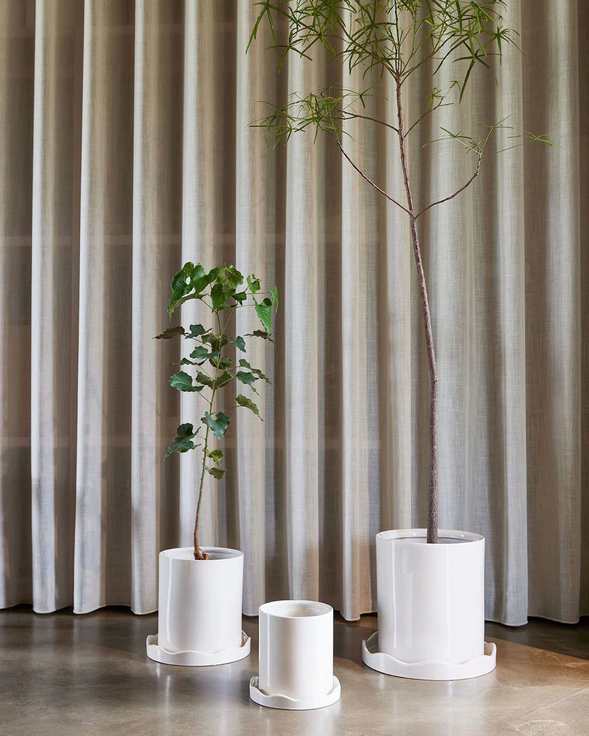 OYOY LIVING Nami Kruka med Fat Ø22cm, Vit - Azalea Home