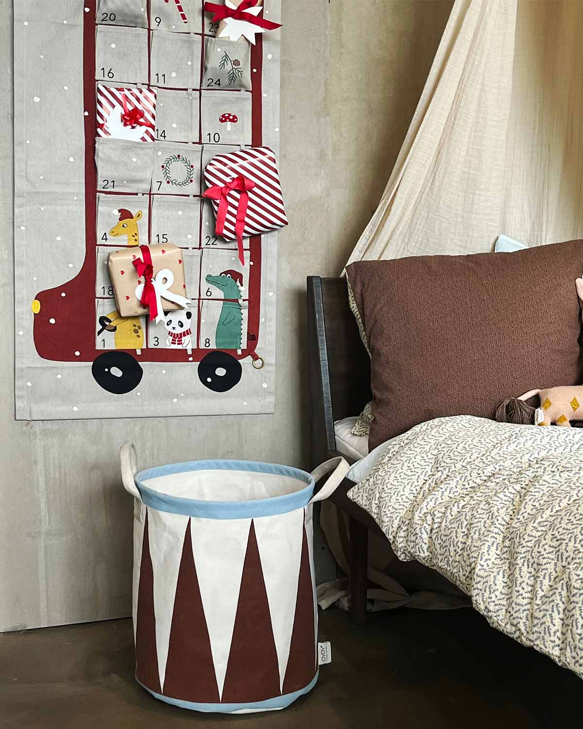 OYOY MINI Buss Adventskalender, Clay - Azalea Home