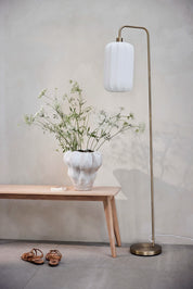 Sashie golvlampa H160, Vit / Guld