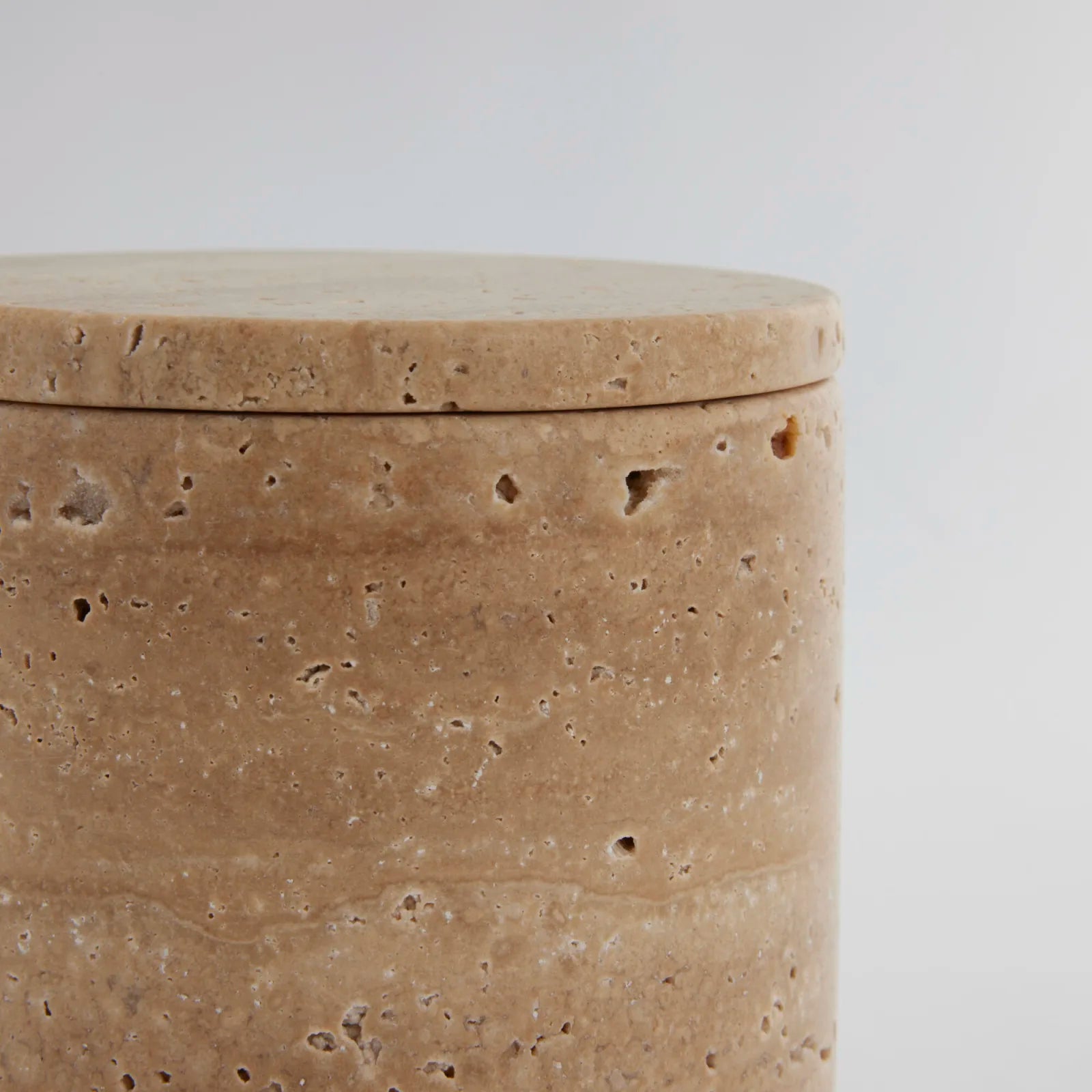 Travina burk, Beige