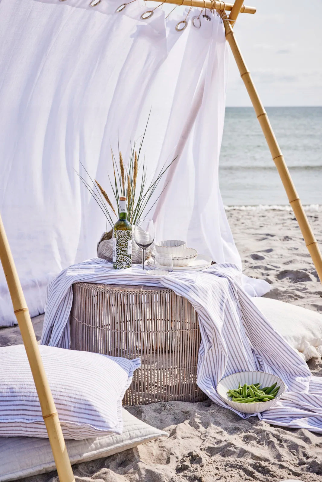 Olivia rund duk Ø140 cm, Off White / Linen