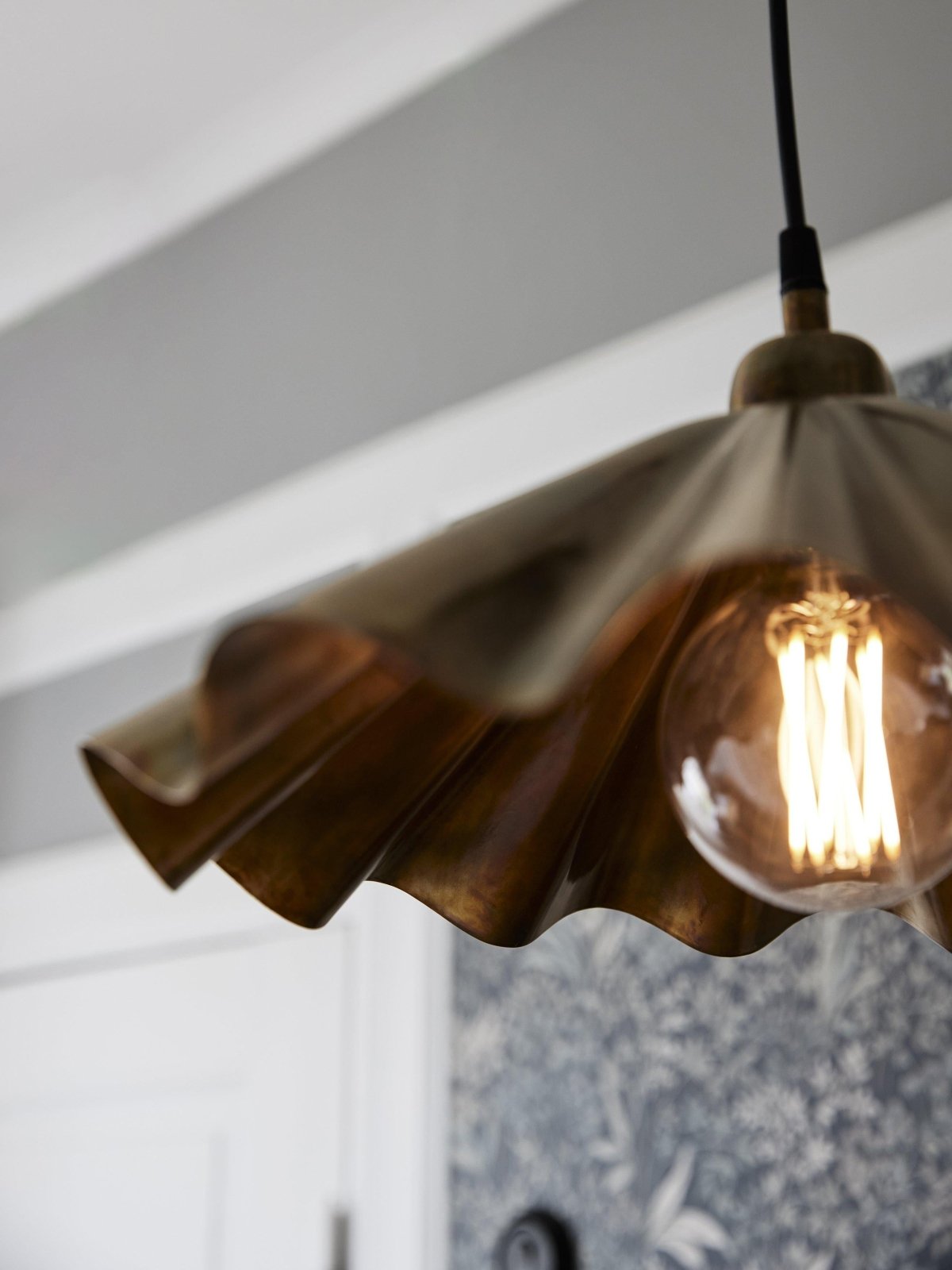 PR Home Aira taklampa Oil brass 41cm - Azalea Home