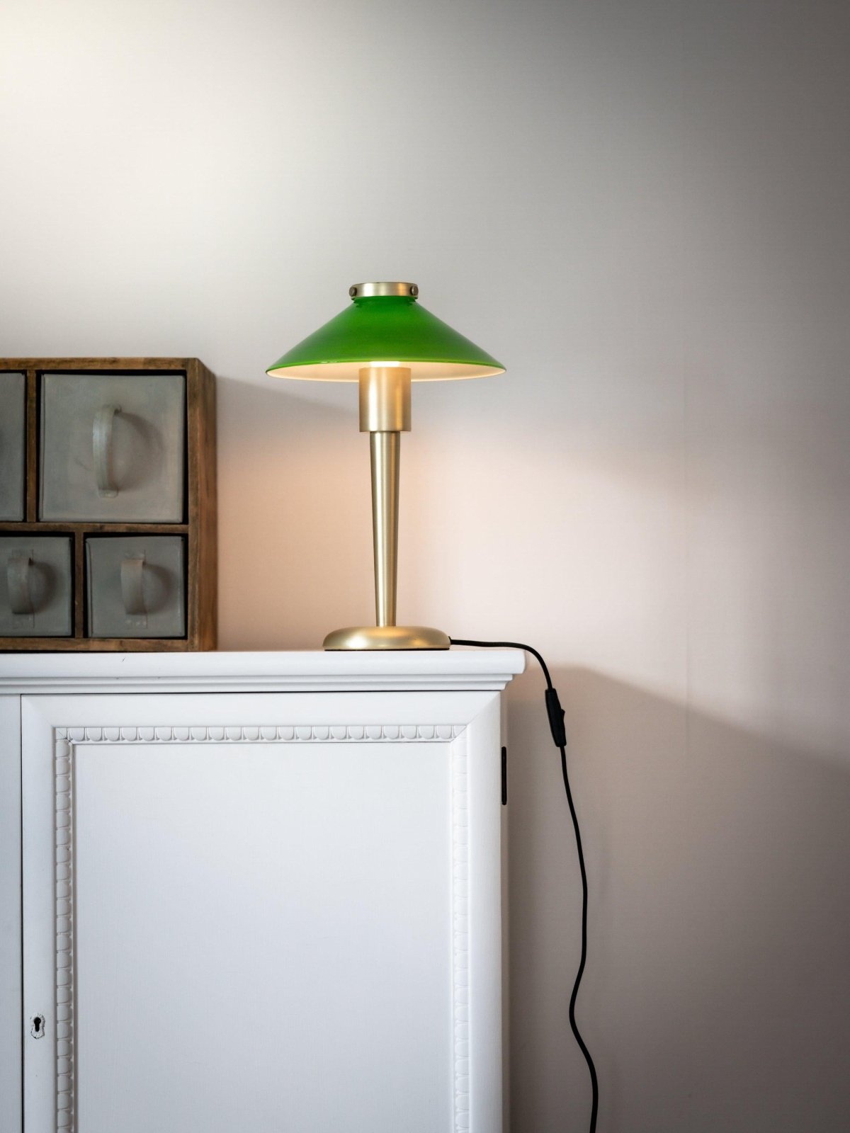 PR Home August Bordslampa Grön 34cm - Azalea Home