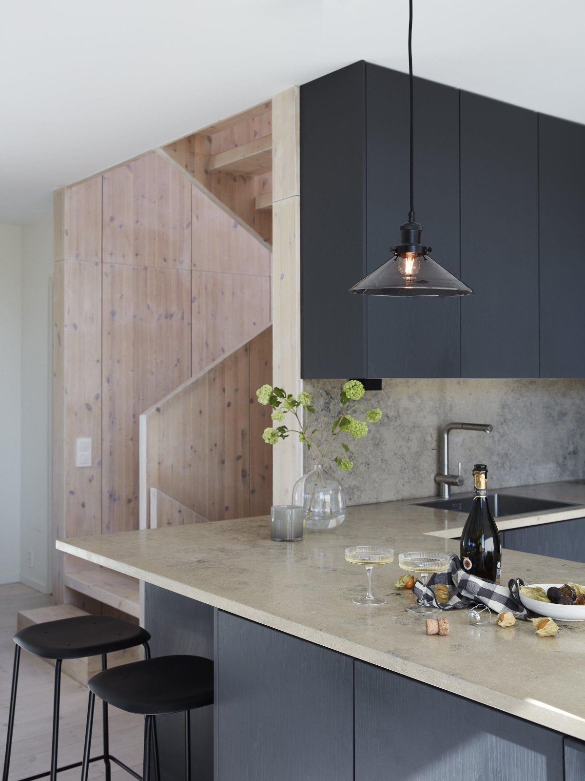 PR Home August Fönsterlampa Svart 25cm - Azalea Home