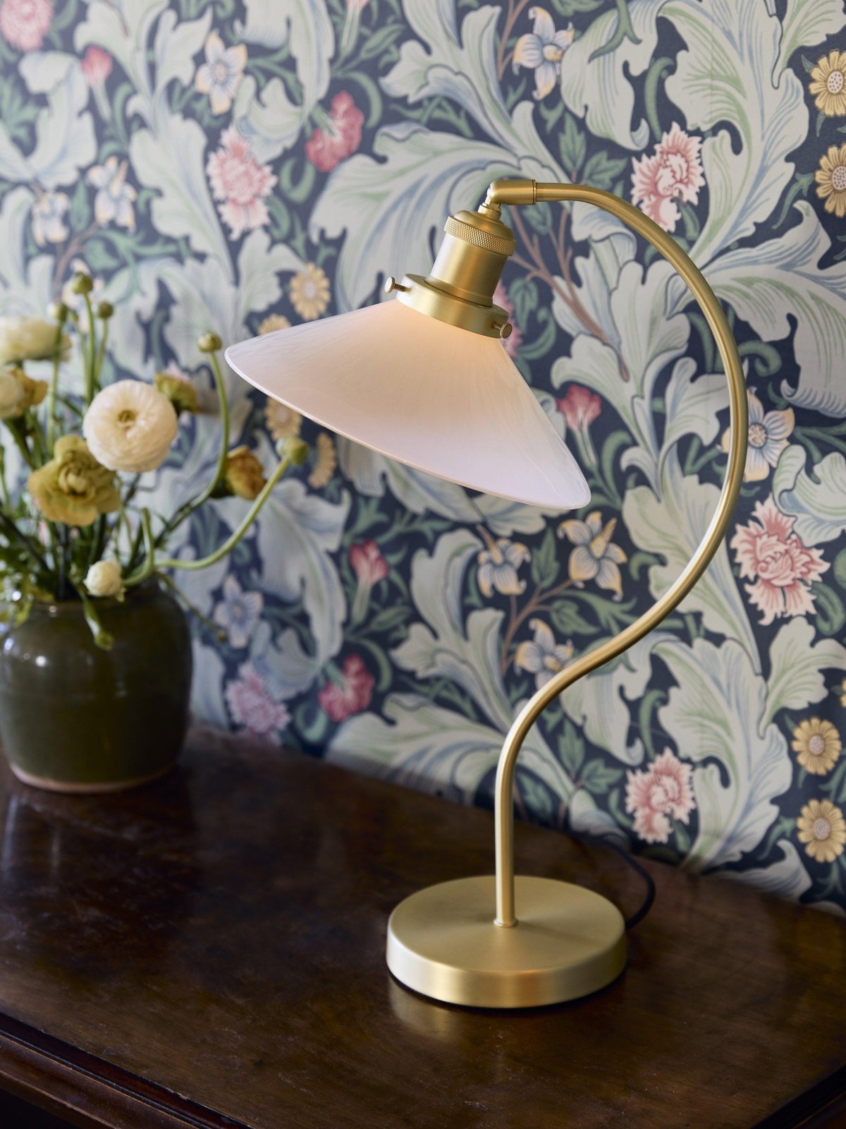 PR Home Axel Bordslampa Opal 25cm - Azalea Home