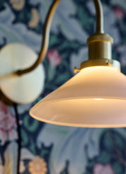 PR Home Axel Vägglampa Opal 25cm - Azalea Home