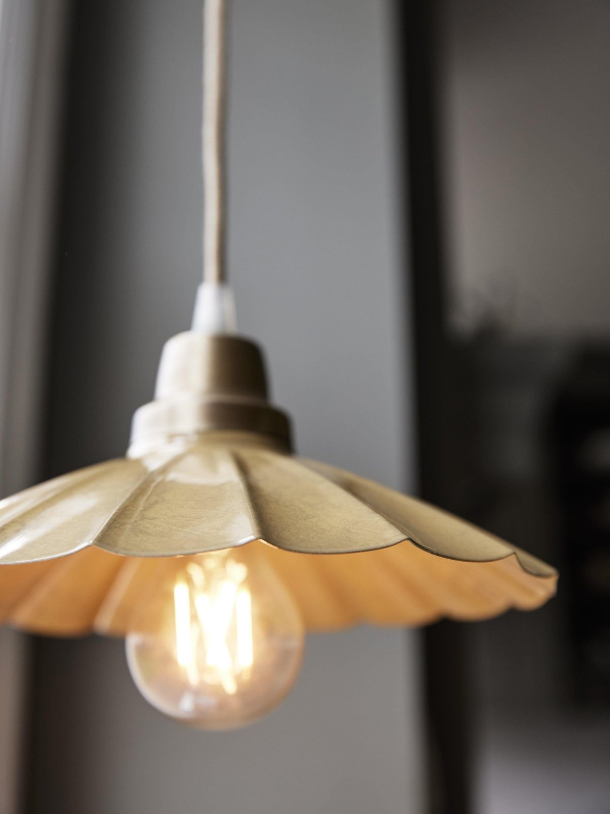 PR Home Ester fönsterlampa Gul 24cm - Azalea Home