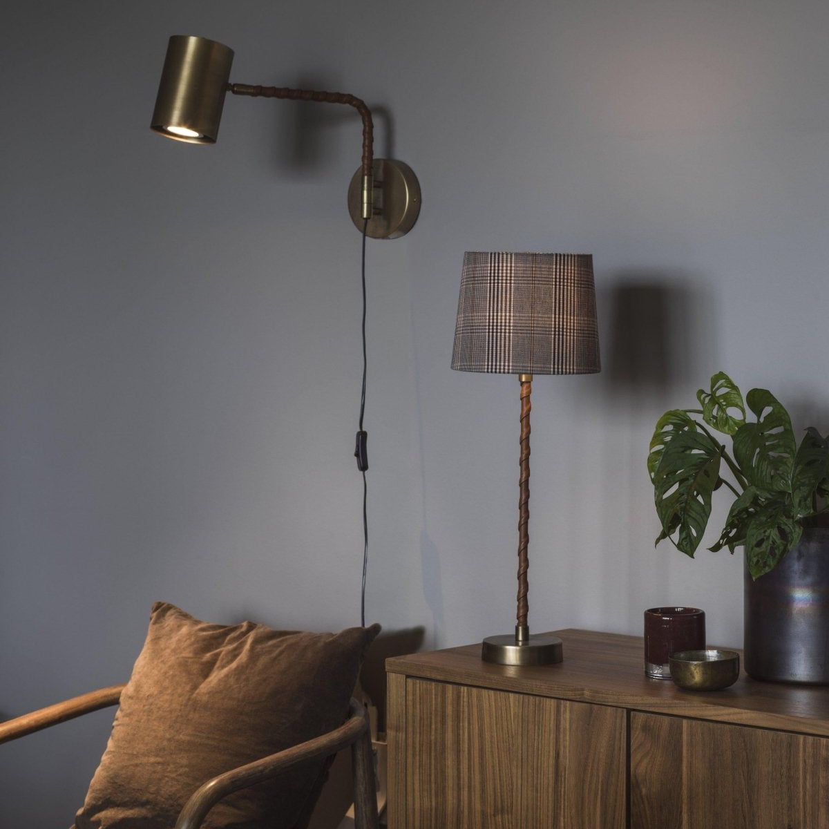 PR Home Nora vägglampa komp. Antikmässing 25cm - Azalea Home