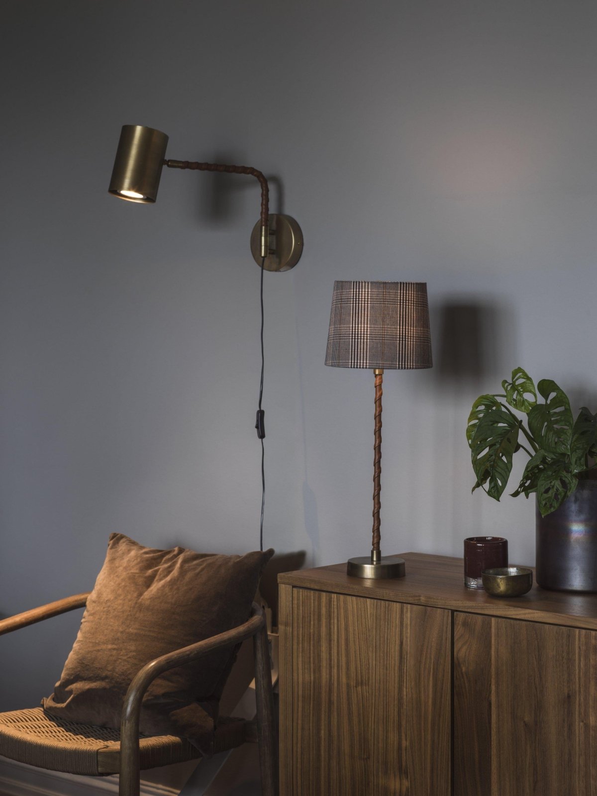 PR Home Nora vägglampa komp. Antikmässing 25cm - Azalea Home