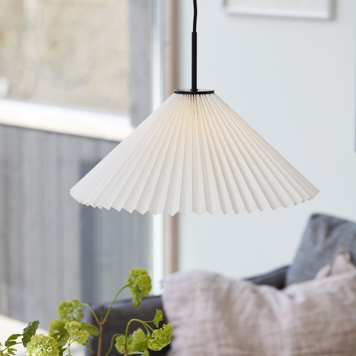 PR Home Polly Taklampa Vit 45cm - Azalea Home