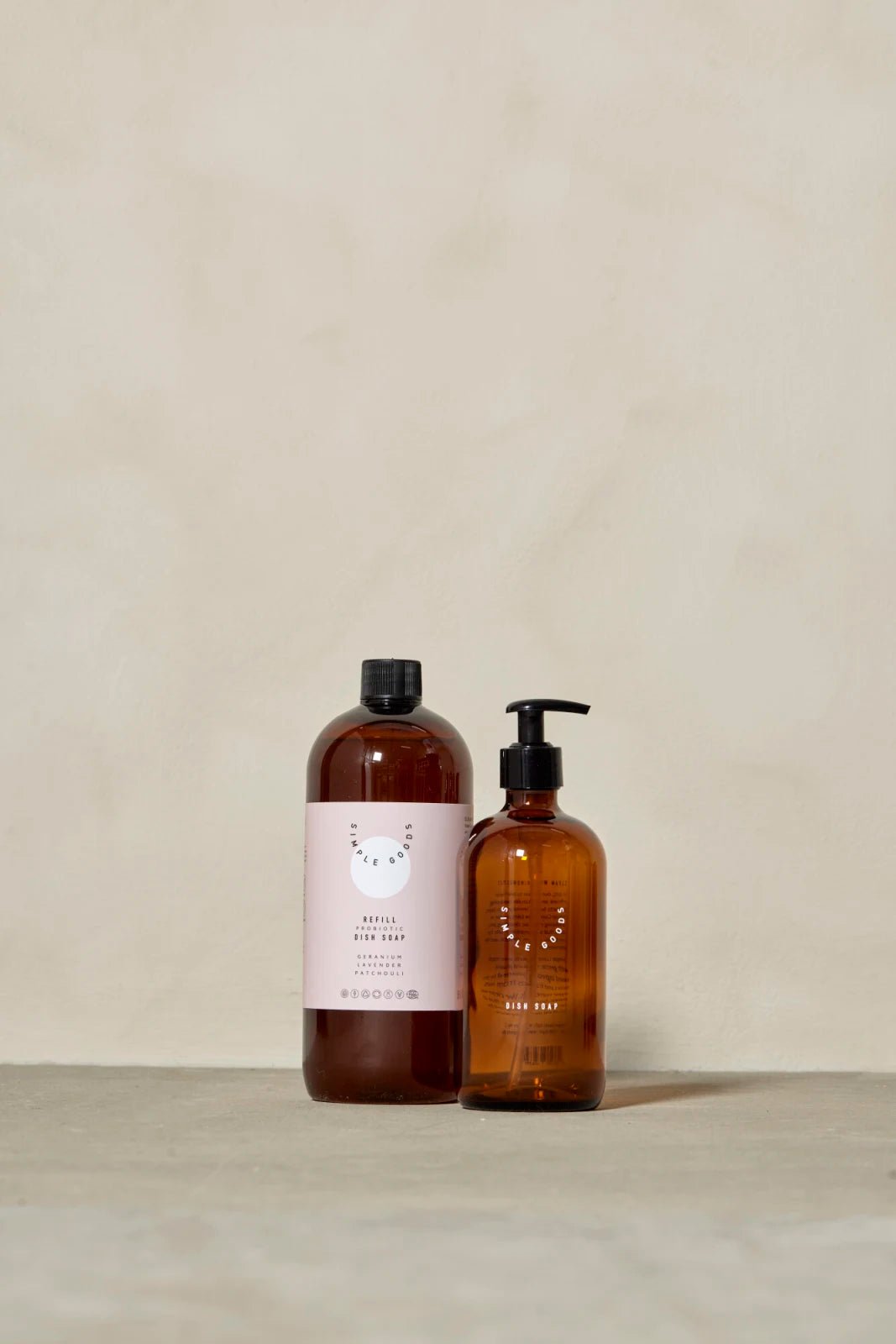 SIMPLE GOODS Diskmedelspump Glas 500 ml, Brun - Azalea Home