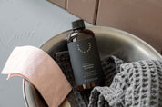 SIMPLE GOODS Universalrengöring Lemongrass Black Currant 500 ml - Azalea Home