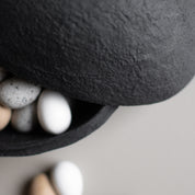 TREAT Påskägg, black