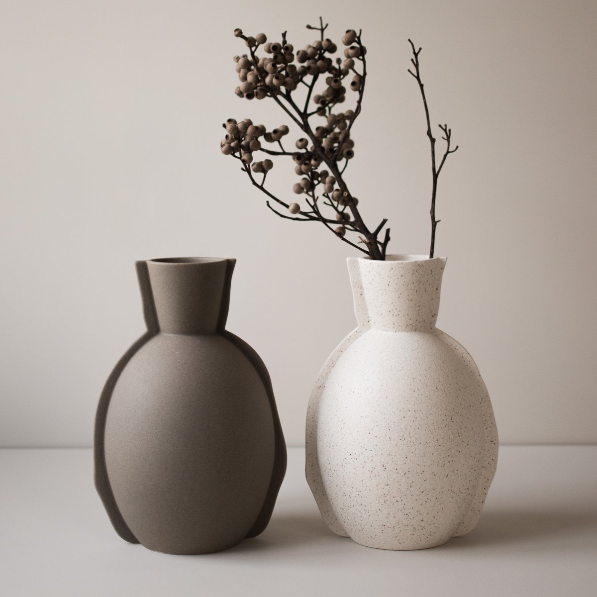 EDGE Vas, taupe
