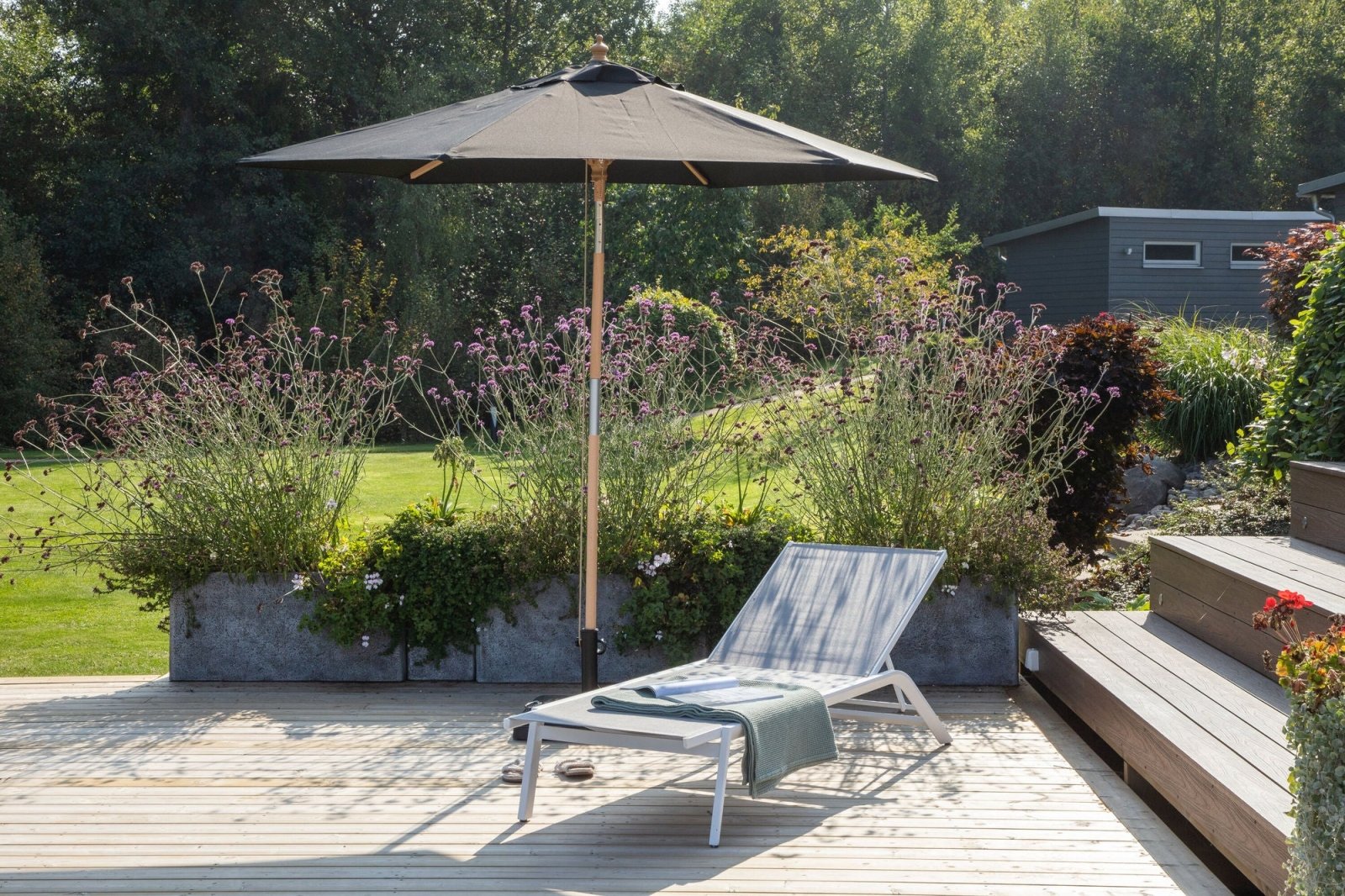 Venture Home Corypho Parasoll ø250, Svart - Azalea Home