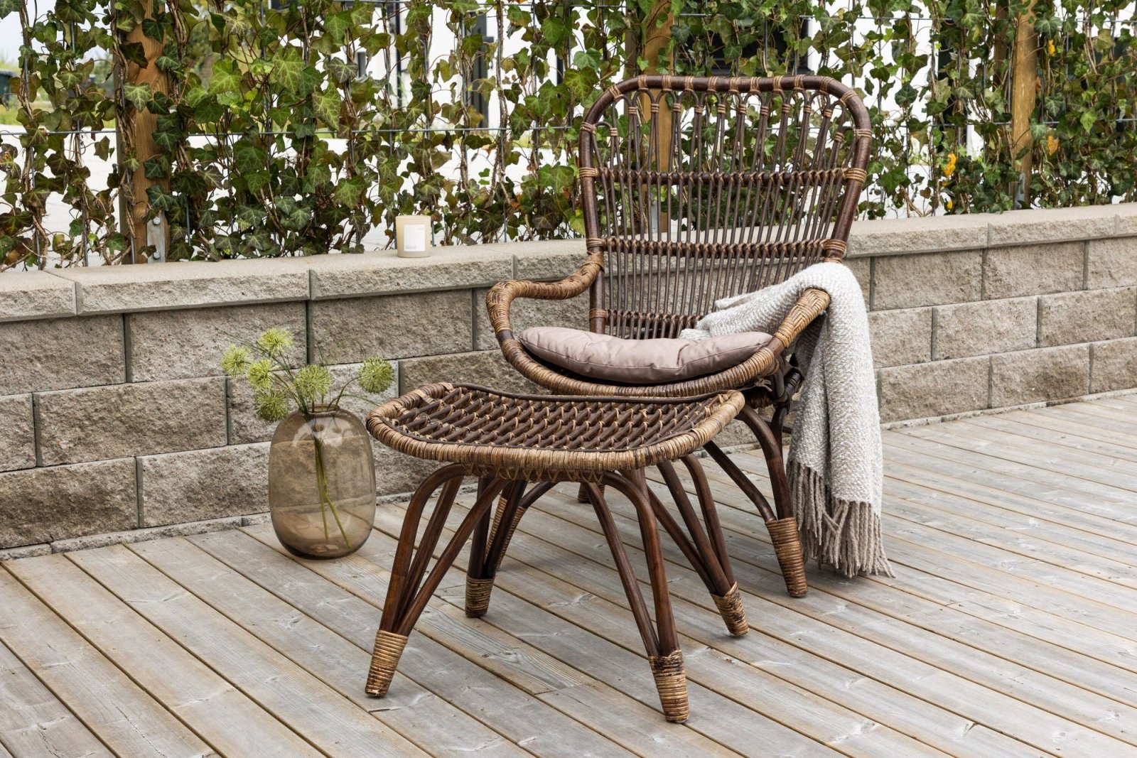Venture Home Ella Loungestol, Mörk valnöt - Azalea Home