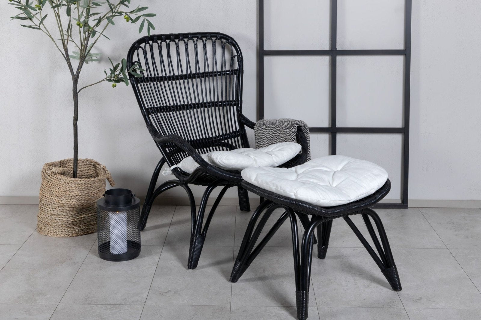 Venture Home Ella Loungestol, Svart - Azalea Home