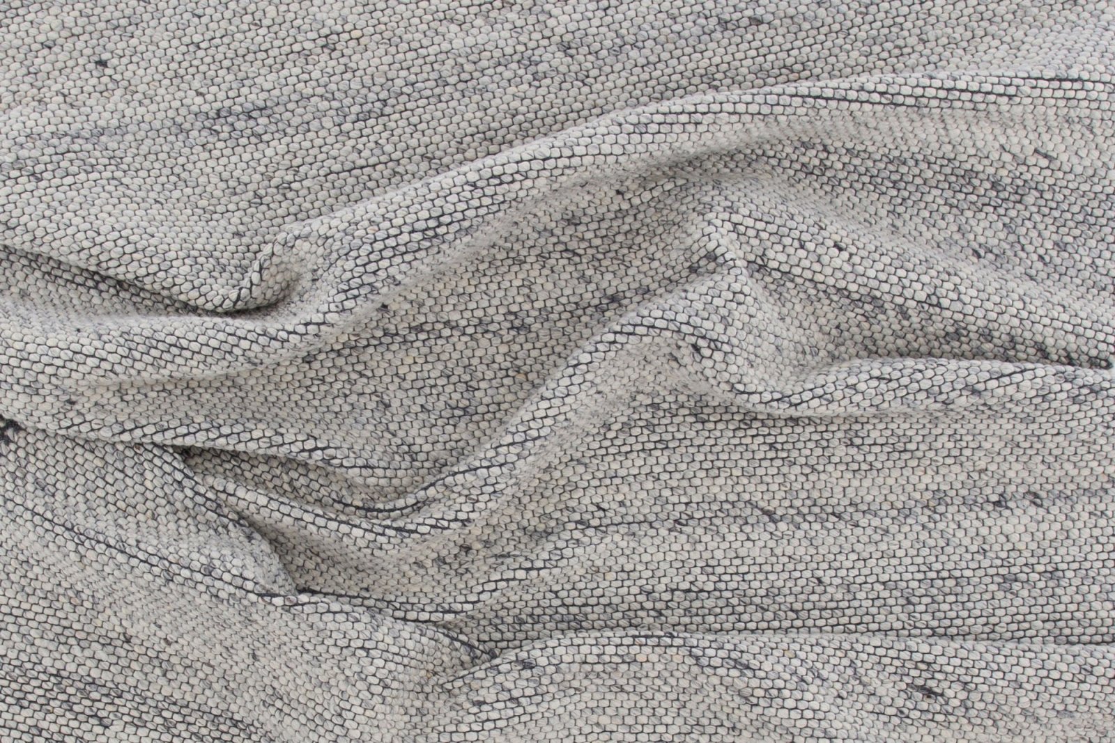 Venture Home Ganga Ullmatta 170 x 240, Silver - Azalea Home