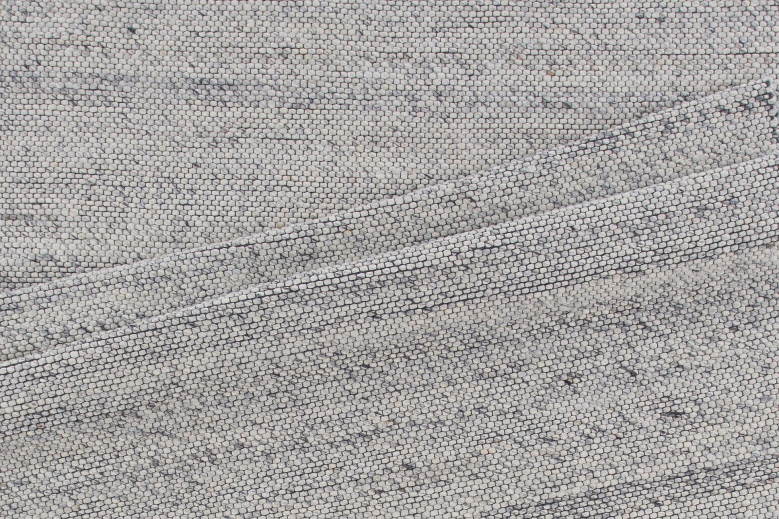 Venture Home Ganga Ullmatta 170 x 240, Silver - Azalea Home