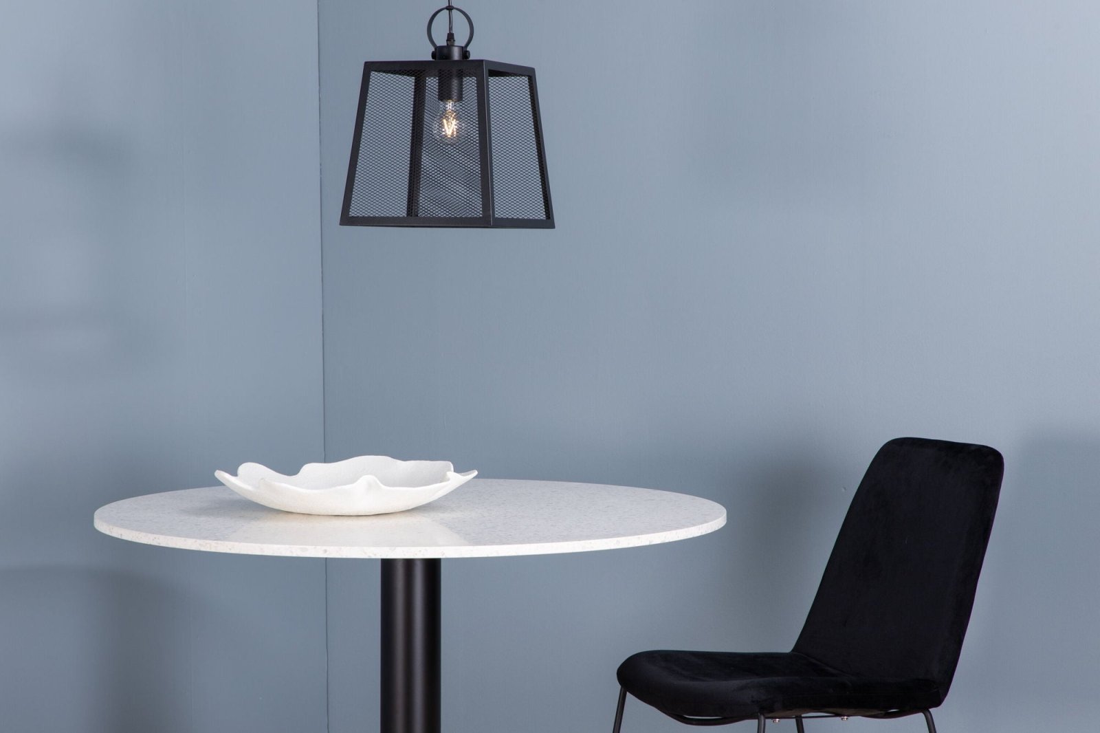 Venture Home Hage Pendellampa, Svart - Azalea Home