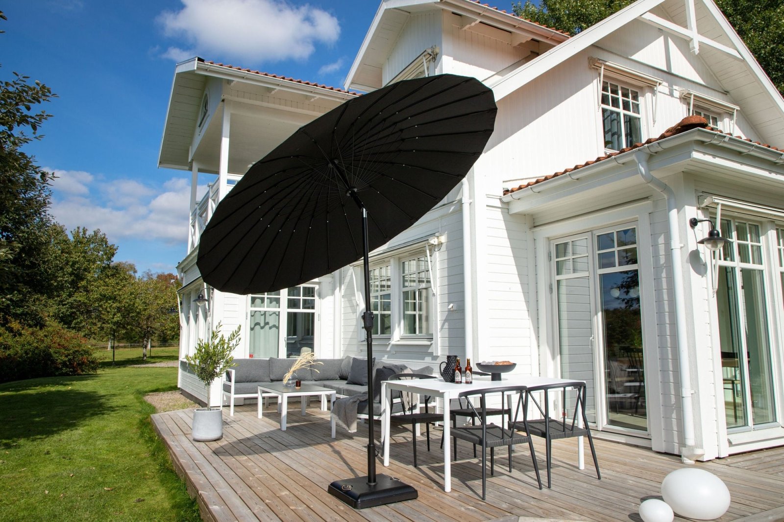 Venture Home Palmetto Parasoll ø270, Svart - Azalea Home
