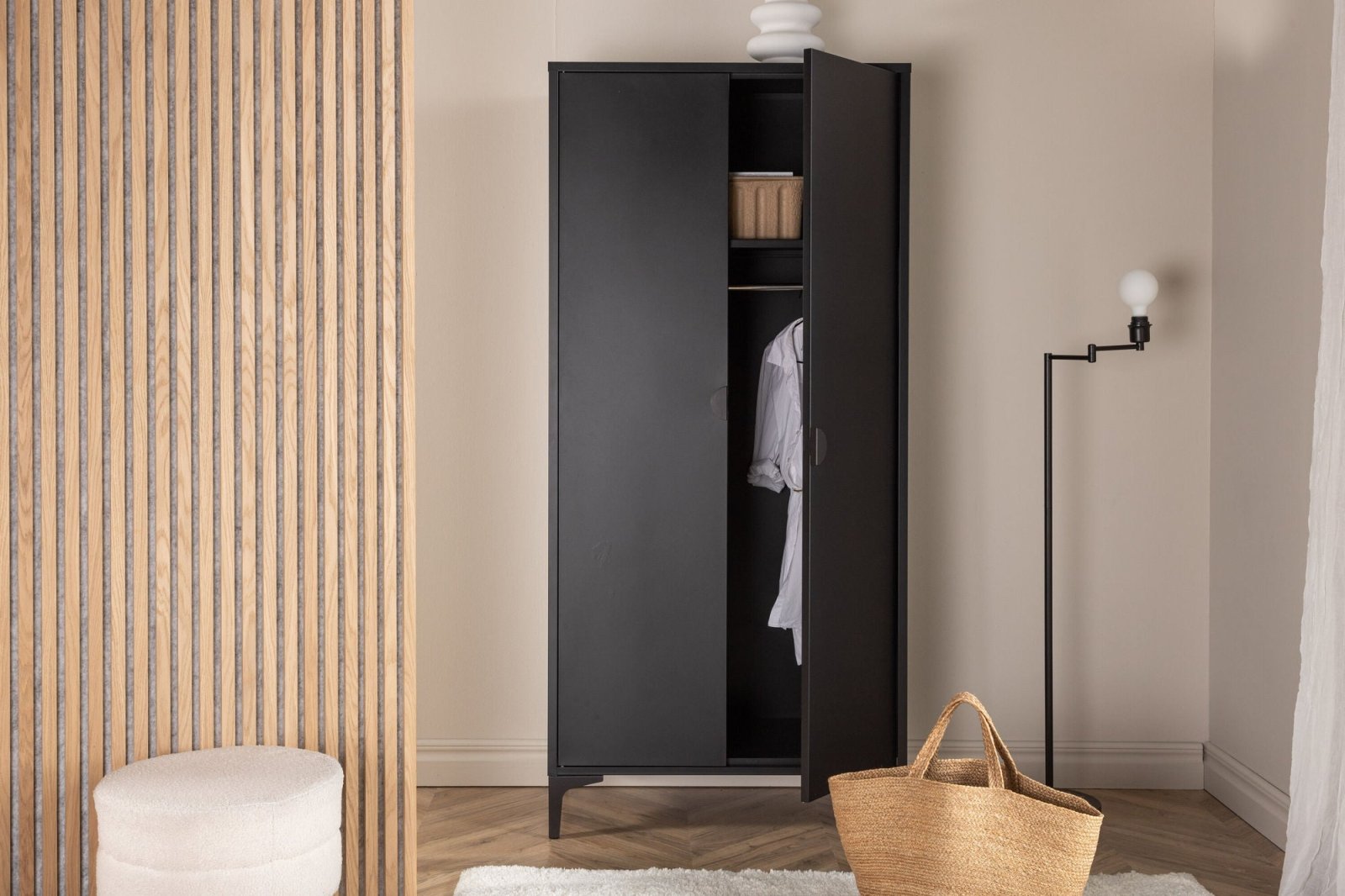 Venture Home Piring Garderob 85 x 183, Svart - Azalea Home