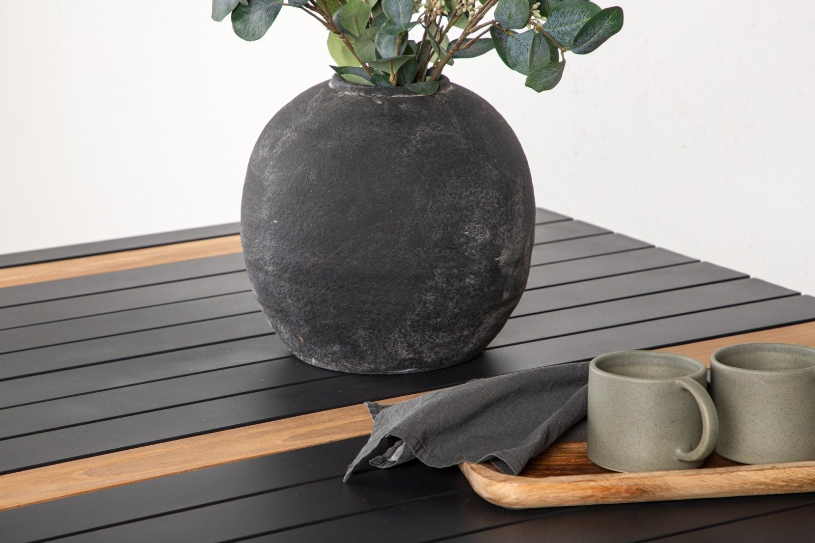 Venture Home Togo Matbord 90 x 150, Svart - Azalea Home