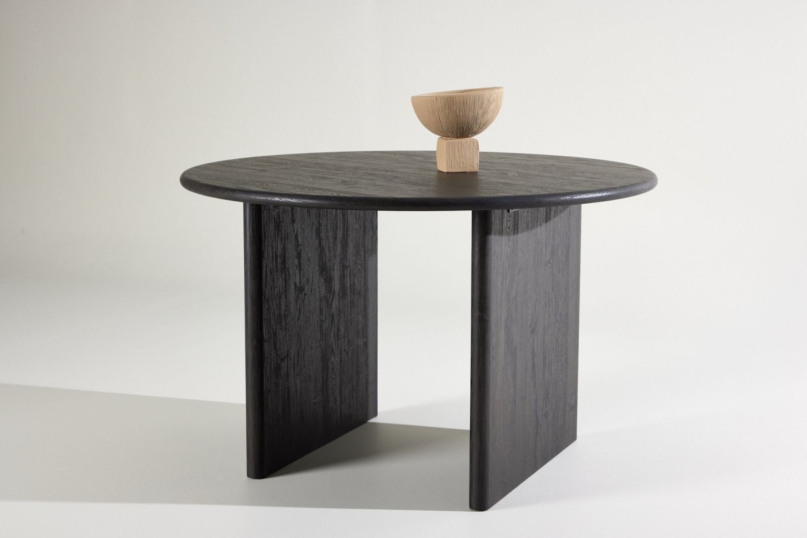 Vind Björholmen Matbord ⌀120, Svart - Azalea Home