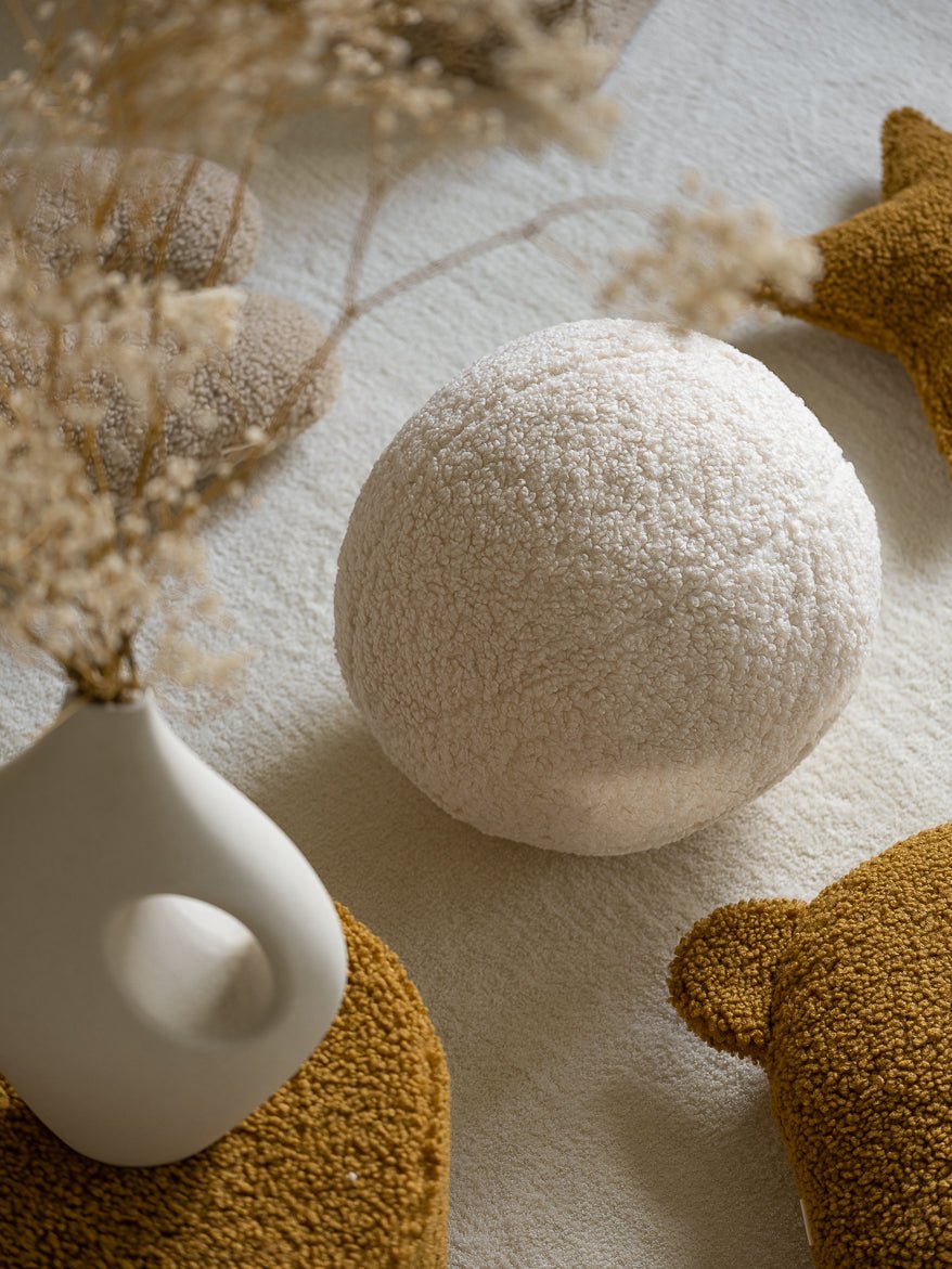 Wigiwama Ball Kudde, Cream White - Azalea Home
