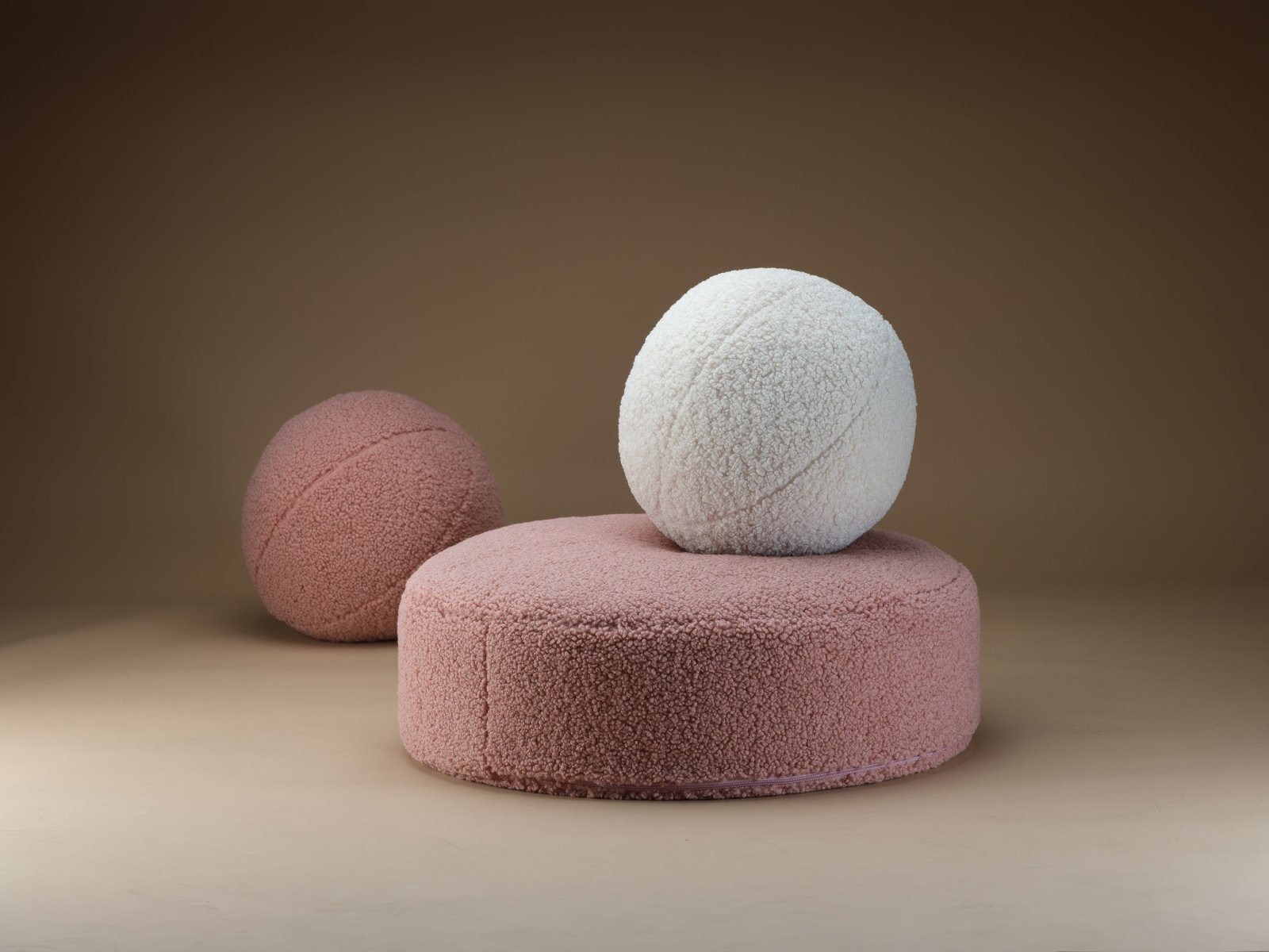 Wigiwama Ball Kudde, Cream White - Azalea Home