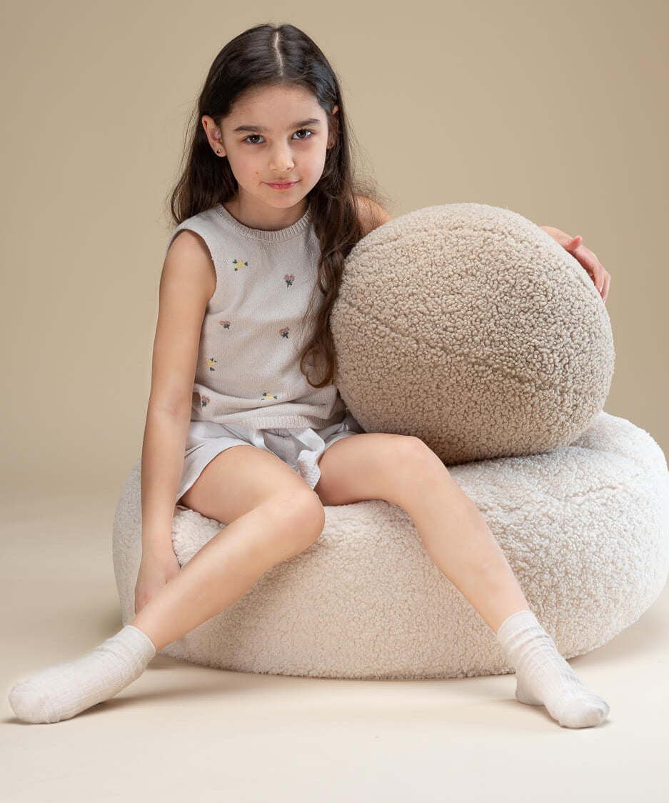 Wigiwama Barnpuff, Cream White - Azalea Home
