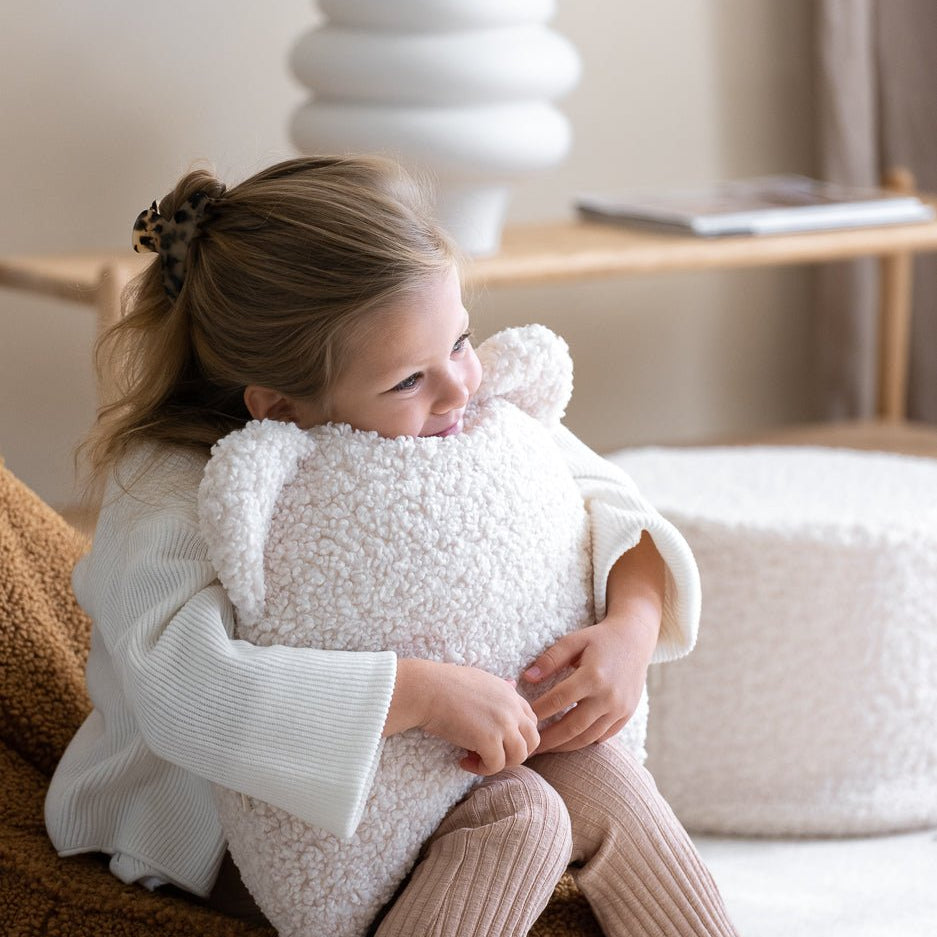 Wigiwama Bear Kudde, Cream White - Azalea Home