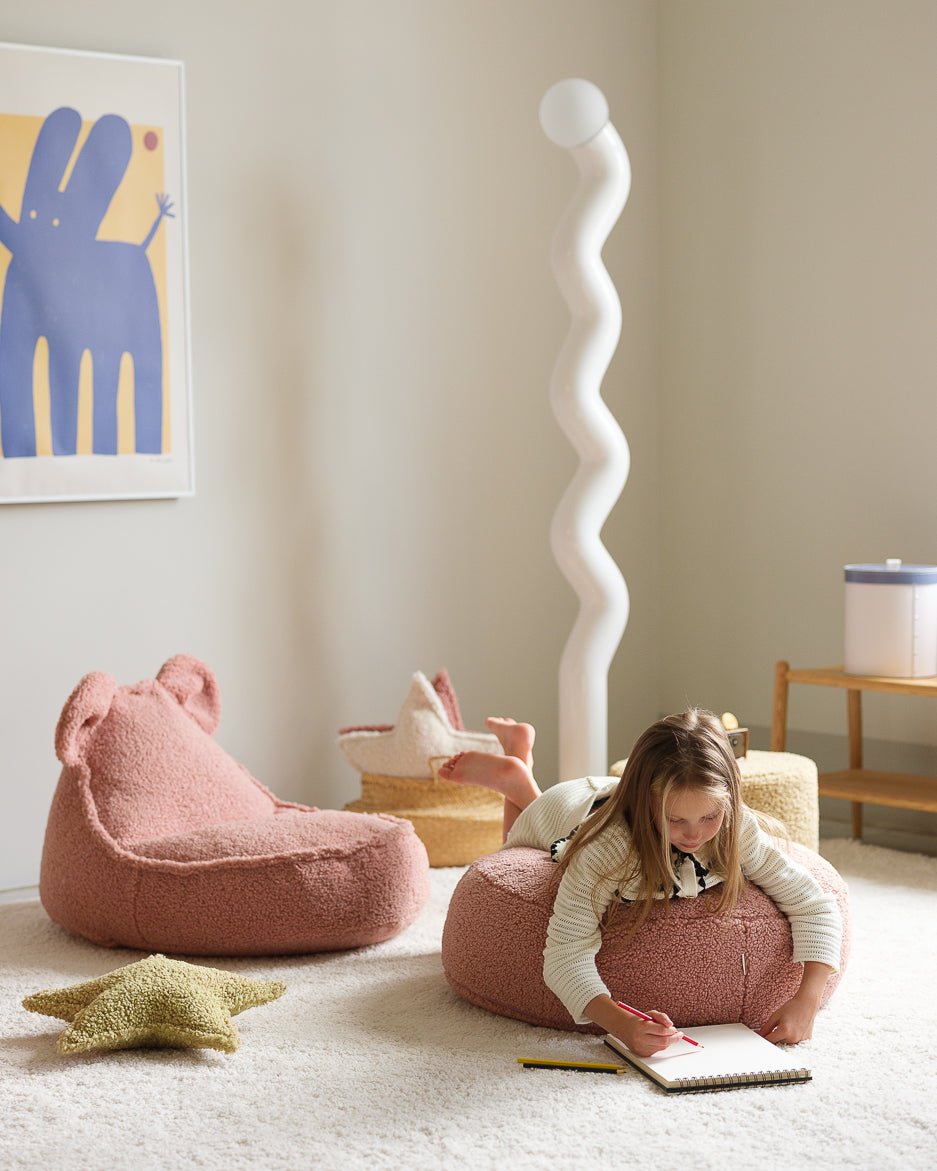 Wigiwama Bear Saccosäck, Guava Pink - Azalea Home