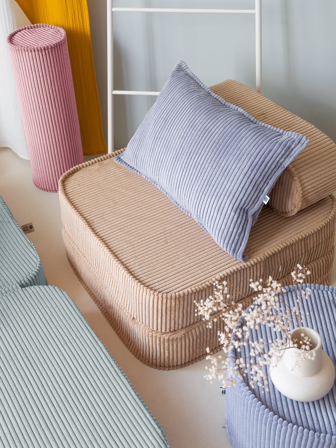 Wigiwama Flip Vikbar fåtölj, Brown Sugar - Azalea Home