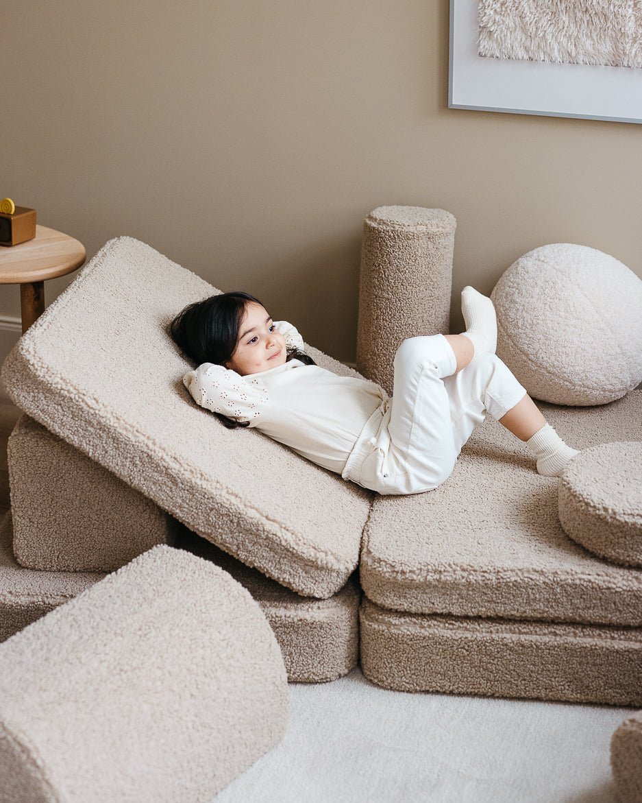 Wigiwama Settee Barnsoffa, Biscuit - Azalea Home