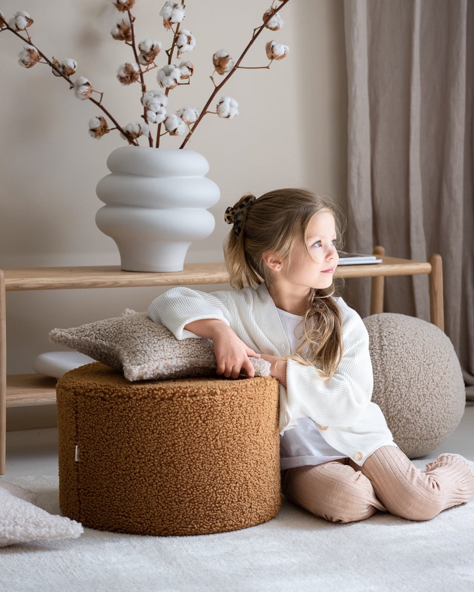 Wigiwama Sittpuff, Maple - Azalea Home
