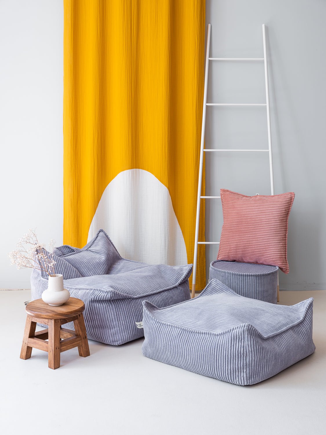 Wigiwama Square Barnpuff, Blueberry Blue - Azalea Home