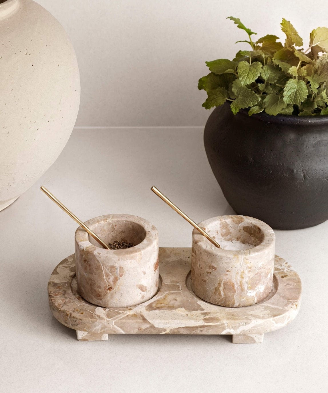 Zelected by Houze Carerra Bricka Ø30, Marmor - Azalea Home